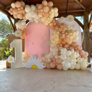 Daisy Theme Party Backdrop in Miami for Birthdays image 5