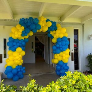 Organic Balloon Arch in Miami for Grand Entrances image 2